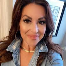 Tara Brice's Instagram, Twitter & Facebook