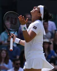 However, has a better record on grass over her career and is having a superior year to mchale. Gsiq Yycf2wllm