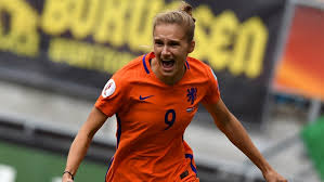Hij besteedde in het bijzonder aandacht aan het zelfbeeld van de portugese joden, hun relatie met de hoogduitse joden, en hun positie binnen de nederlandse samenleving. Vivianne Miedema Klaar Voor Wk Al Twee Weken Op Elkaars Lip Maar Sfeer Is Top Rtl Nieuws