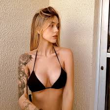 Bruna Ungaretti - Free nude pics, galleries & more at Babepedia