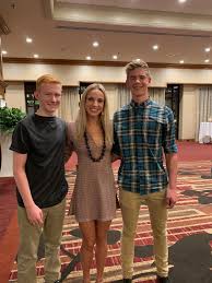 Tokyo—losing the world record didn't bother her. Today My Friend And I Got To Meet Regan Smith In St Louis At The Usas National Convention I M So Excited And Honored To Be Able To Say That I Ve Met Such