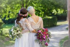 Für die angehende braut ist wohl das kleid (brautkleid im hochzeitslexikon) das absolut wichtigste an ihrem bedeutsamsten tag. Spitzenliebe Der Brautladen In Grundau Im Herzen Des Mkk