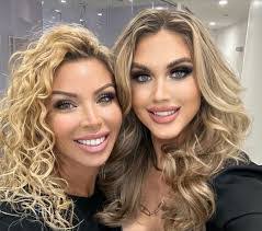 Marta Wagner's Instagram, Twitter & Facebook