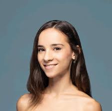 Isabella Benton's Instagram, Twitter & Facebook