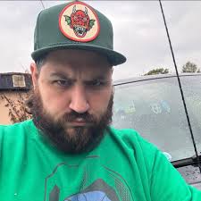 How op is this guy as a commander?