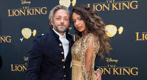 The presenter shows, among other things, a photo with his new girlfriend arendina and the children of him and his. Babynieuws Tommie Christiaan En Vriendin Verwachten Eerste Kindje