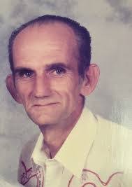 Louis Hanks's Instagram, Twitter & Facebook