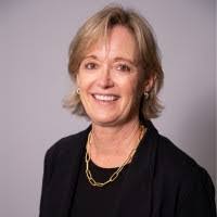 Carole Eagles's Instagram, Twitter & Facebook