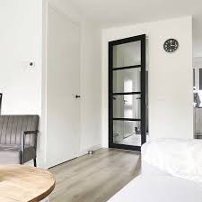 binnendeuren inspiratie en tips zwarte binnendeur in staal look staallook binnendeur deuren s binnendeuren geschilderde binnendeuren geschilderde deuren