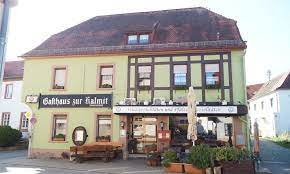 Nutze jetzt die einfache immobiliensuche! Zwei Wohnungen Ein Restaurant Und Eine Metzgerei In Maikammer Immobilienkonzepte Schmidt