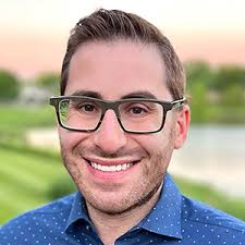 Jewish Chicago and YLD present 2022 36 Under 36 Honoree : Daniel Rosenstein
