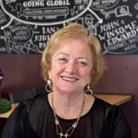 Francine Hills's Instagram, Twitter & Facebook