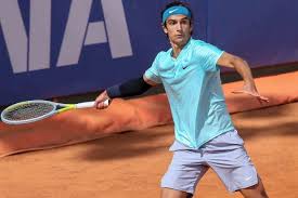 Sofascore offre i punteggi in tempo reale degli sport, i risultati e i tabelloni. Dove Vedere Musetti Djere In Tv All Atp Sardegna Open Orario Canale In Chiaro E Diretta Streaming