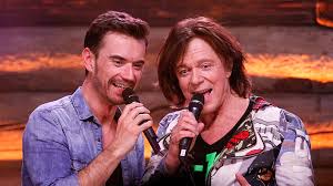 Er ist ein bekannter deutscher sänger und. Florian Silbereisen Und Jurgen Drews Gehen Gemeinsam Auf Tour