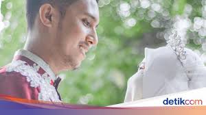 Saring berdasarkan tag belum di revisi! Dijodohkan Orang Tua Kisah Cinta Pasangan Yang Berakhir Di Pelaminan Viral