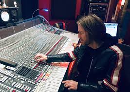 Ted Bruner - Wikipedia