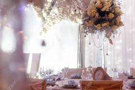 We did not find results for: Decoracion De Boda De Lujo Con Flores Y Jarrones De Cristal Y Cantidad De Escenarios En Mesas Redondas Arreglos De Decoraciones Con Piedras Joyas En La Recepcion Nupcial Catering Costoso Espacio Para