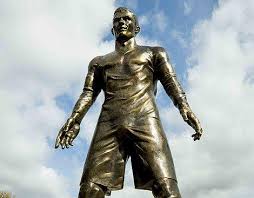 Was madeira so einzigartig macht cristiano ronaldos heimat tauchen auf madeira madeira angebote. Ronaldos Beule Bild Des Tages 23 12 2014 Queer De