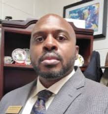 Dr. Kareem Epps Joins Oak Hill Middle School Administration