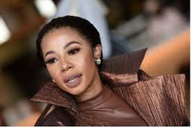 SurgeZirc SA | Kelly Khumalo Furious After Missing Flight, Mzansi Ain't  Having It “We Don't Care” South African songstress Kelly Khumalo found  herself in... | Instagram