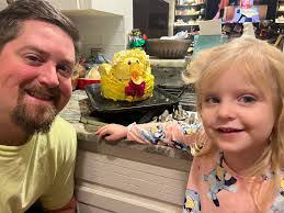 What is Bluey's birthday cake in the show?