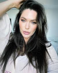 Hayley Dutton Makeup Artist