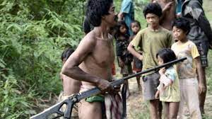 قبائل رحل ضحية زوال الغابات تتمدن وتعتنق الاسلام في اندونيسيا - SWI  swissinfo.ch