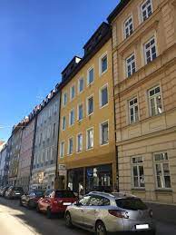 Wie auch bei allen anderen investitionen in immobilien, solltest du vor dem kauf einige faktoren beachten. Mehrfamilienhaus Munchen Stirner Immobilien Gmbh Vermittlung Beratung Verwaltung