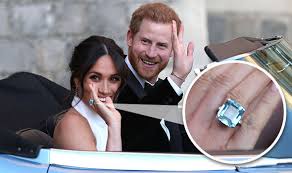 Meghan markle opens up about her mental health. Princess Diana Meghan Pays Tribute To Mother In Law With Dazzling Ring Royal News Express Co Uk