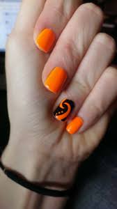Here i'm going to share everything i know about nails! Funky Little Swirl Accent Orange Nails Accent Nail Designs Trendy Nails