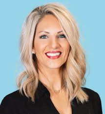 Heather Pendley's Instagram, Twitter & Facebook