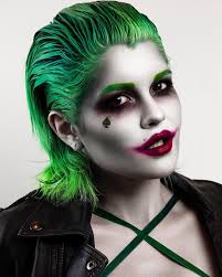 Wenn sie ein cooles halloween kostüm für herren selber machen wollen, dann ist der antagonist zu batman viele damen würden jedoch gern selber als der joker am halloween erscheinen, deshalb finden sie hier auch zwei tolle ideen für das joker kostüm. Lady Joker Halloween Makeup Halloween Joker Lady Makeup Joker Make Up Halloween Kostum Joker Karneval Kostum Damen