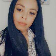 Sarah Cataldo's Instagram, Twitter & Facebook