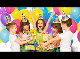 Animar las fiestas de los pequeños no resulta difícil solo necesitas ser creativa, tú serás responsable de que la celebración sea un éxito total y que los peques pasen un día increíble. Como Animar Una Fiesta Infantil Paso A Paso Parte 2 Consejos Para Payasos Youtube
