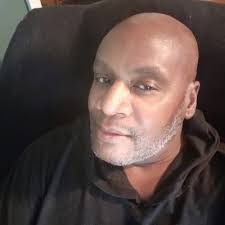 Kenneth Snell's Instagram, Twitter & Facebook