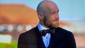 I re-watched Mitch and Krysten’s wedding. FIrst impressions and second  impressions are the same and rock solid for this guy. “You’re a very  beautiful woman” says Mitch as he gushes and blushes over ...