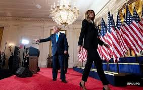 Melania trump, new york, ny. Melaniya Tramp Zbirayetsya Podati Na Rozluchennya Zmi Korrespondent Net