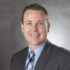 Derek Paradise's Instagram, Twitter & Facebook