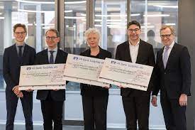 Auf der jährlichen vertreterversammlung informiert der vorstand über alles wichtige zur geschäftspolitik ihrer vr bank südpfalz eg. Presse 2020 Vr Bank Sudpfalz