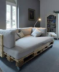 Kinderbett aus paletten selber bauen : Europaletten Bett Ganz Einfach Selber Bauen Ausfuhrliche Anleitung Sofa Selber Bauen Bett Aus Paletten Mobel Aus Paletten