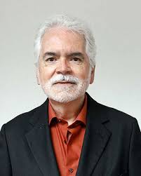 Carlos Poveda Premio Teodorico Quirós Alvarado