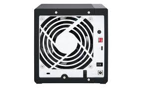 A test conducted using black magic disk speed test showed that the my book pro was able to reach a. Tr 004 4 Bay Usb Type C Direct Attached Storage With Hardware Raid Qnap