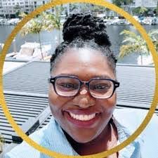 Charissa Bernard's Instagram, Twitter & Facebook