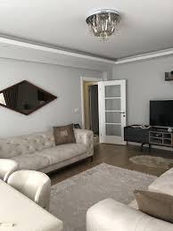 Fakat sütlü kahve tonlarında koltuk takımı alan kişiler iraz zorluk çekebilir. Krem Renge Sicaklik Katan Sutlu Kahve Fatma Hanimin Abartisiz Keyifli Evi Ev Gezmesi