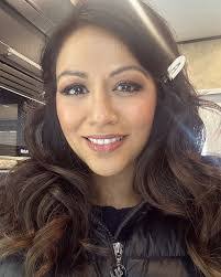 Karen David's Instagram, Twitter & Facebook