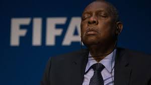 CAF : la suspension du Camerounais Issa Hayatou annulée - Camfoot.com