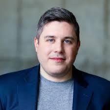 Miranda Mcardle's Instagram, Twitter & Facebook