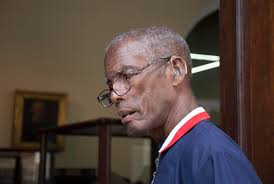 Emisora Habana Radio » Cultura entre las manos: el conocimiento no  distingue idiomas ni capacidades