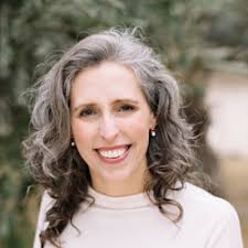 Amanda Graybill's Instagram, Twitter & Facebook