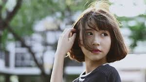 Image result for tranh vẽ cô gái tóc ngắn